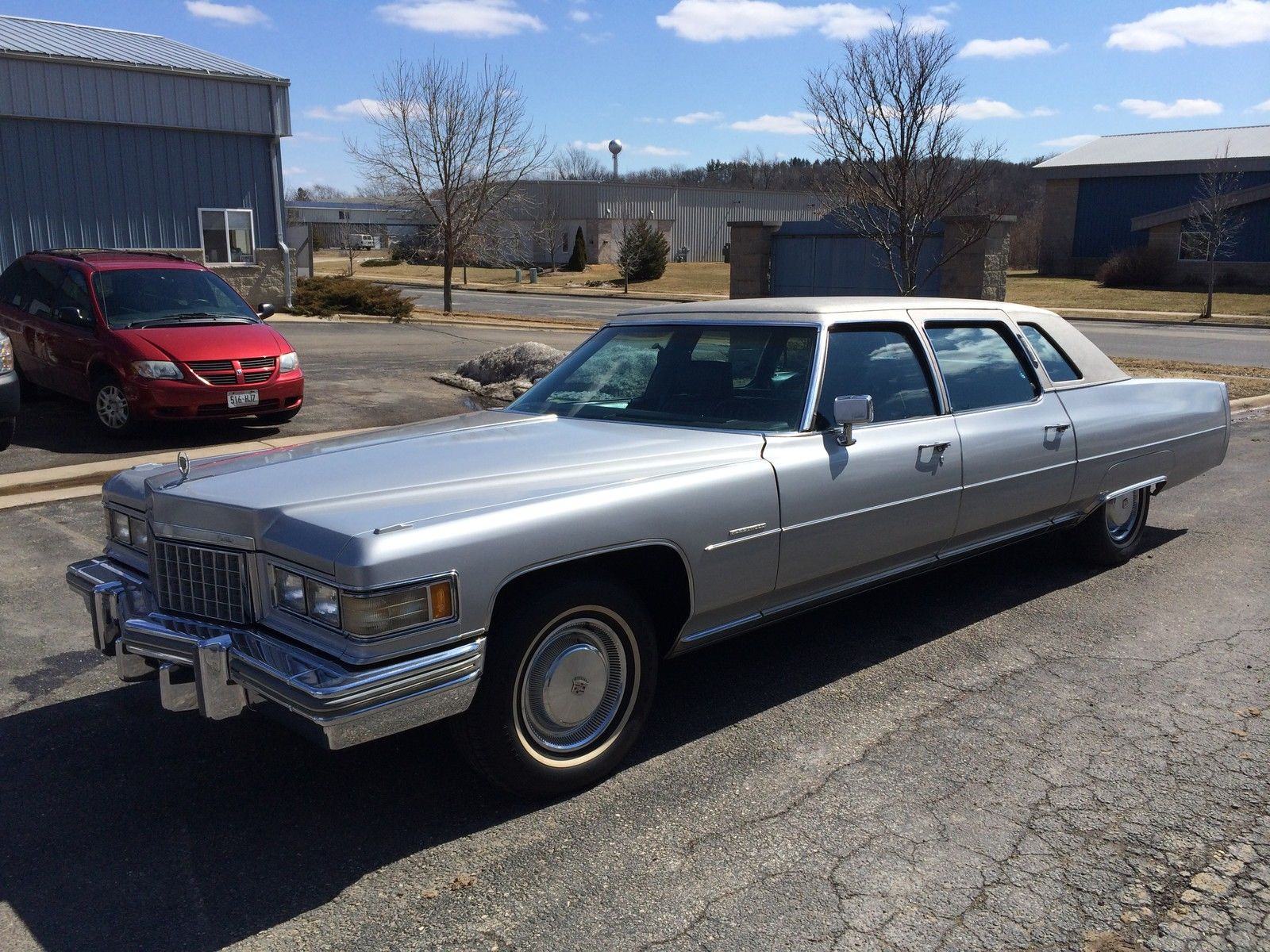 Cadillac Fleetwood Brougham 1976