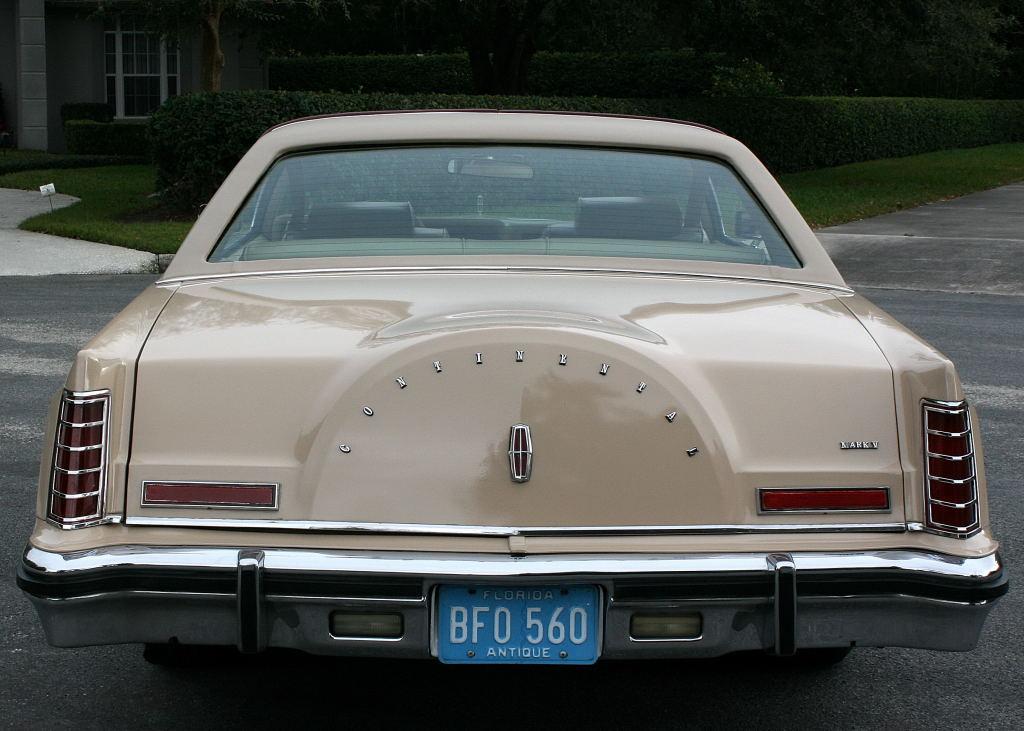 1979 Lincoln Mark V Cartier Coupe