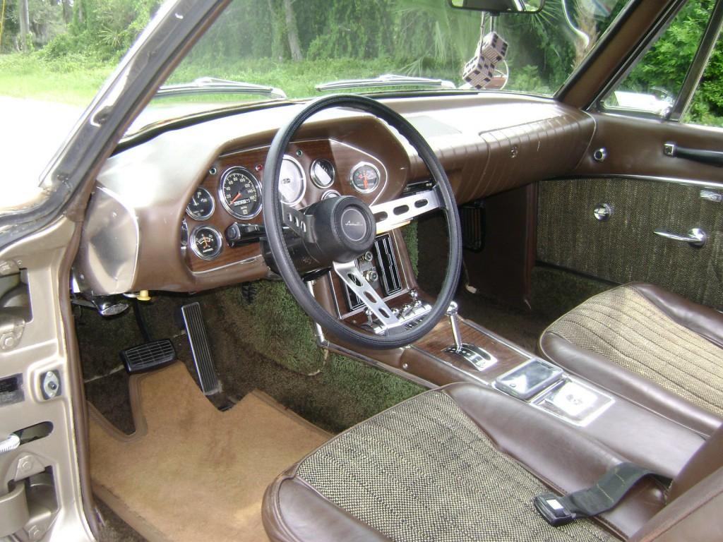 1972 Studebaker Avanti II