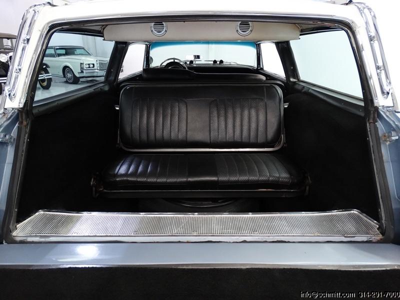 1962 Chrysler New Yorker Town & Country