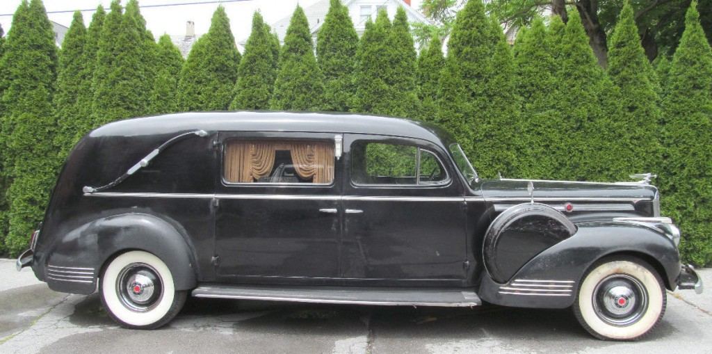1942 Packard Henney