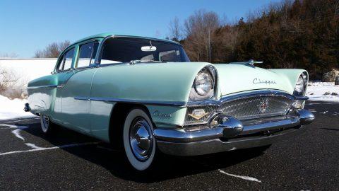 1955 Packard Clipper na prodej