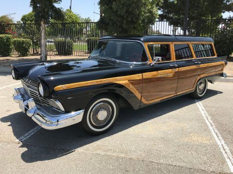 1957 Ford Country Squire na prodej