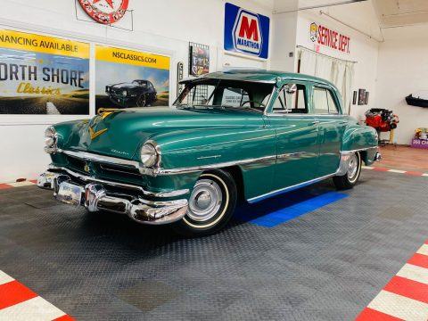 1952 Chrysler Saratoga na prodej