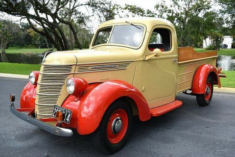 1939 International Harvester D2 na prodej