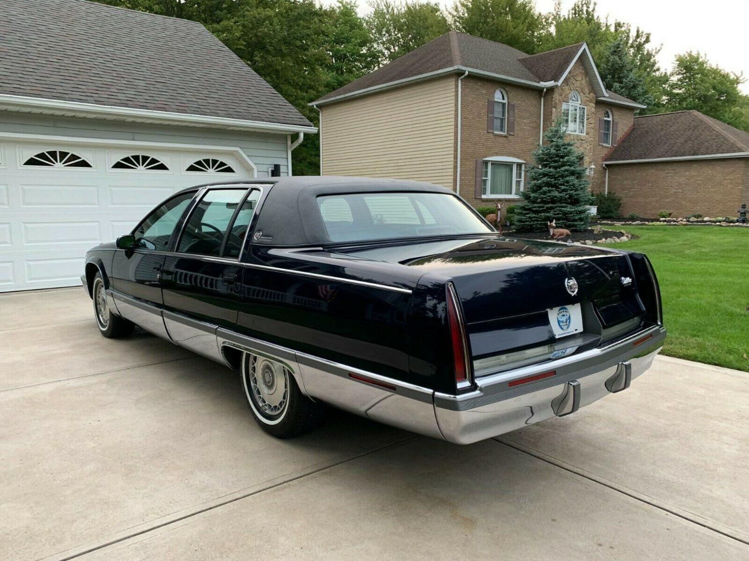 Cadillac fleetwood 1993