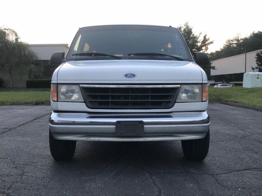 1996 Ford E-350