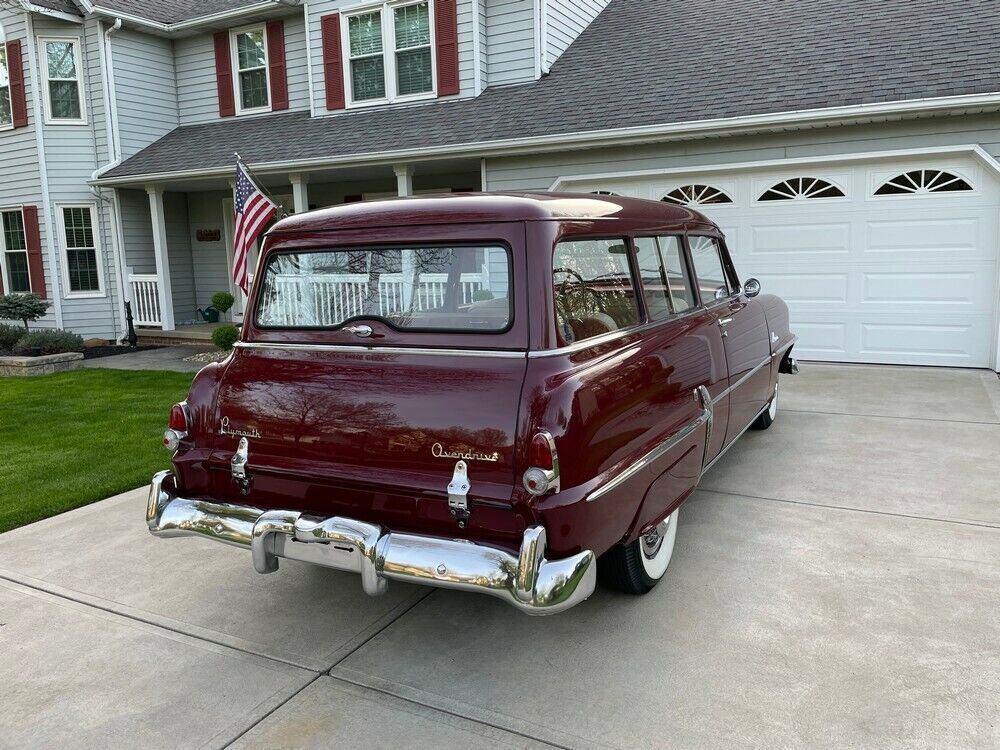 1954 Plymouth Belvedere Suburban