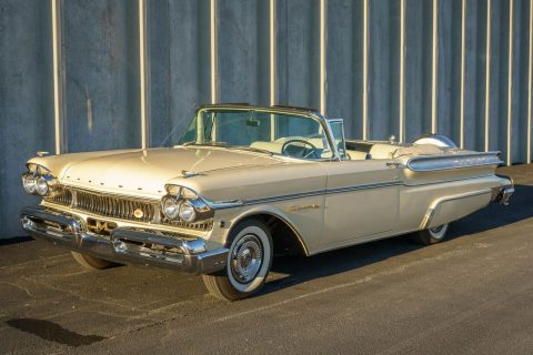 1957 Mercury Turnpike Cruiser na prodej