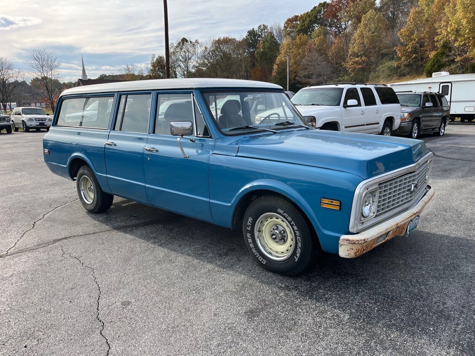 1972 Chevrolet Suburban na prodej