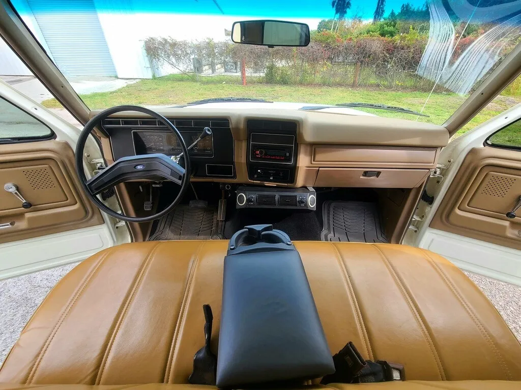 1982 Ford F-100