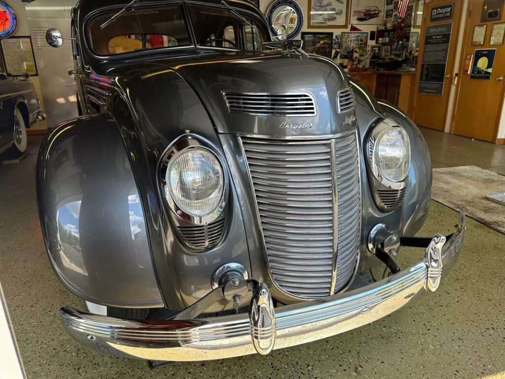 1937 Chrysler Airflow