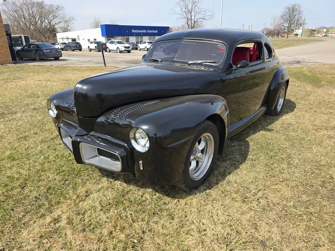 1947 Ford Coupe na prodej