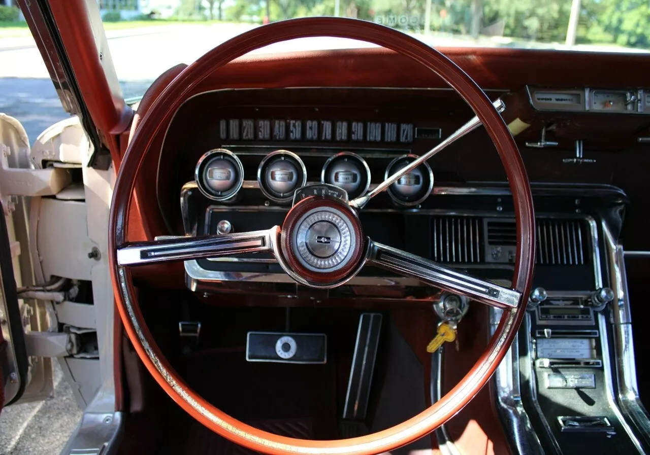 1966 Ford Thunderbird