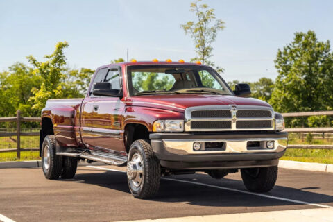 2001 Dodge Ram 3500 na prodej