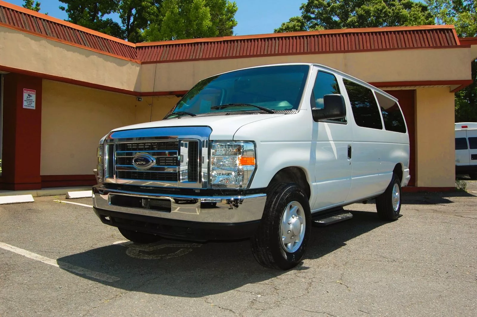 2014 Ford E-350 na prodej