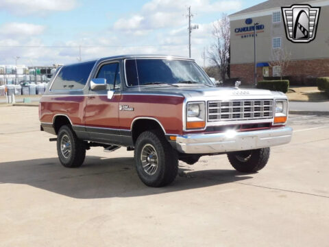 1985 Dodge Ramcharger na prodej