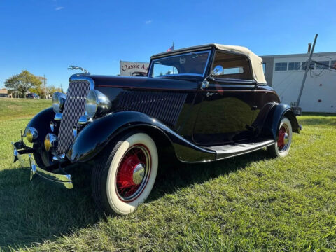 1934 Ford Cabriolet na prodej