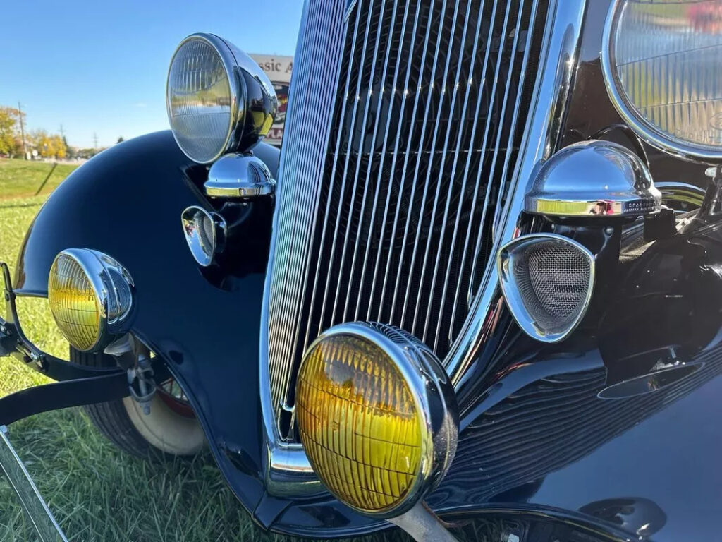 1934 Ford Cabriolet