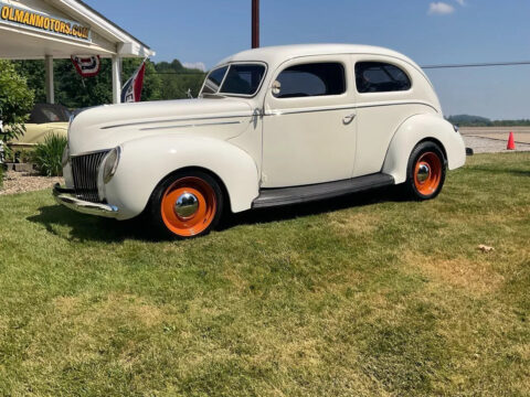 1939 Ford Deluxe Tudor na prodej