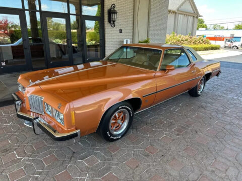 1977 Pontiac Grand Prix na prodej