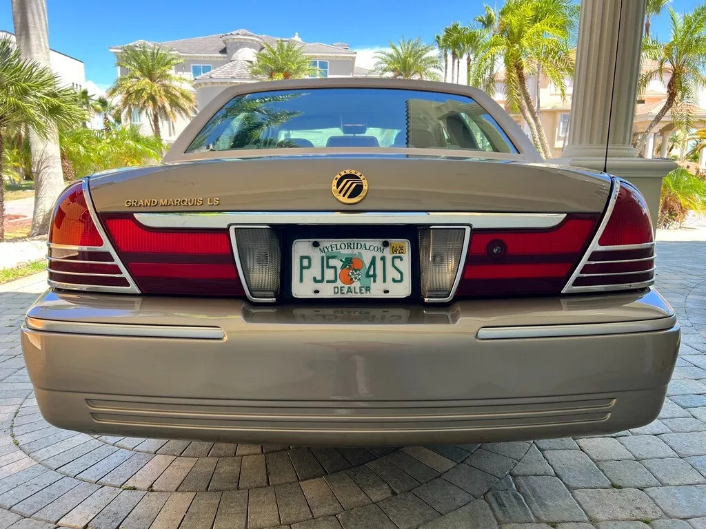 2005 Mercury Grand Marquis