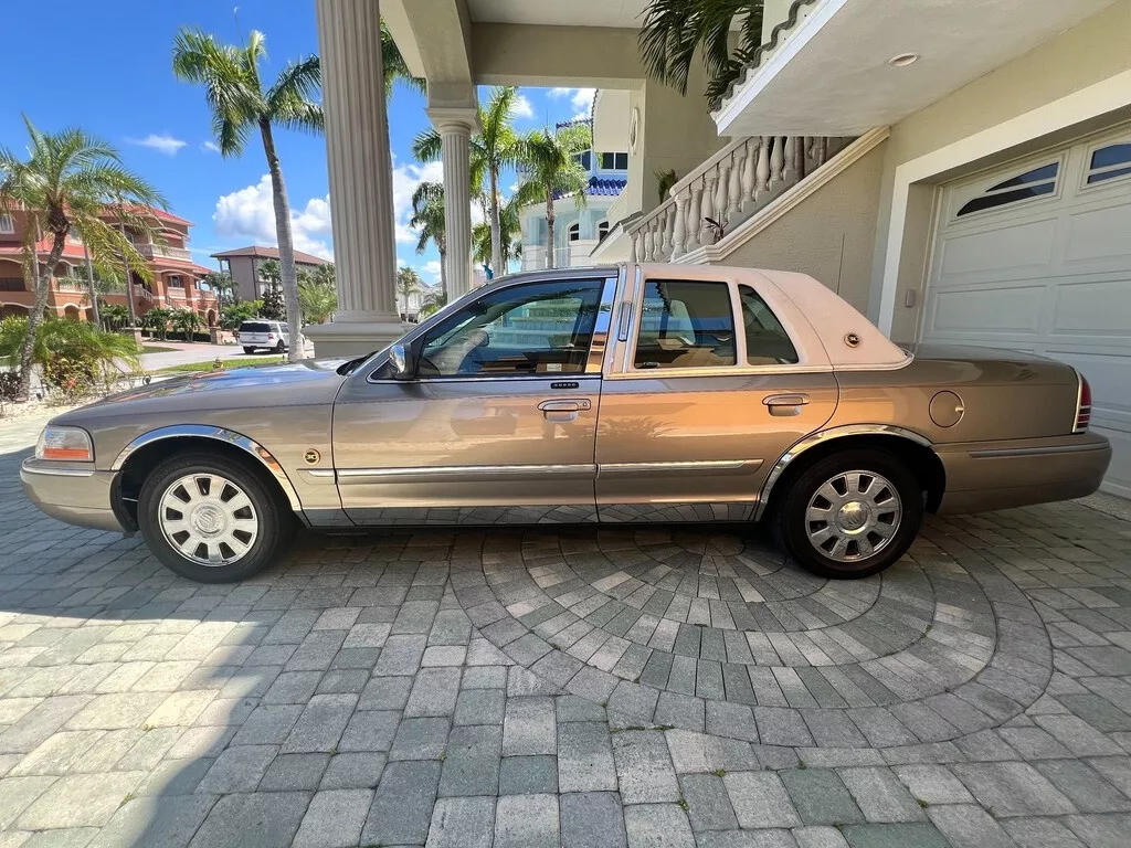 2005 Mercury Grand Marquis