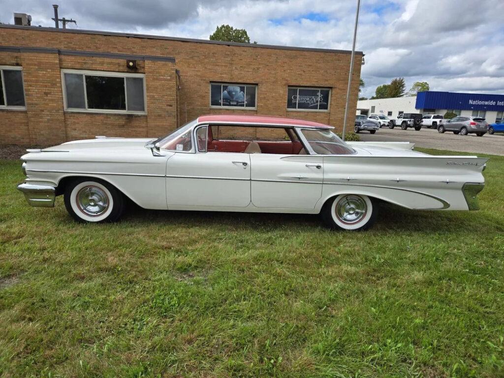 1959 Pontiac Star Chief