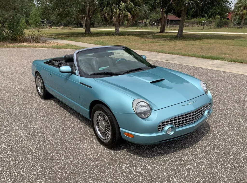 2002 Ford Thunderbird