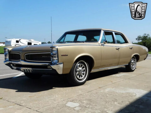 1966 Pontiac Tempest na prodej