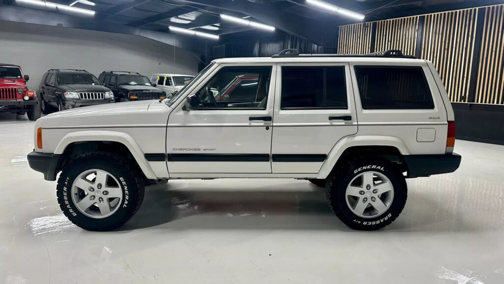 2000 Jeep Cherokee