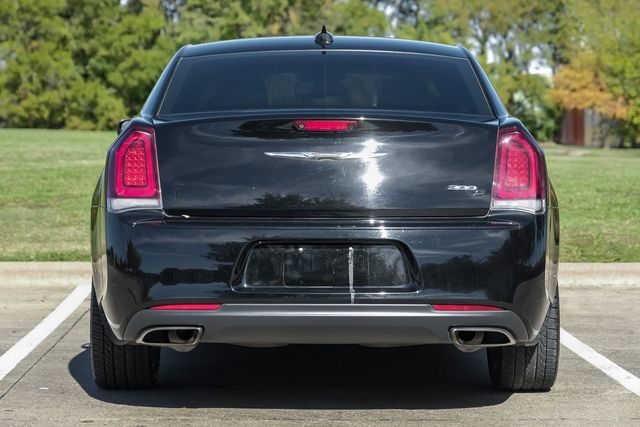 2019 Chrysler 300 S