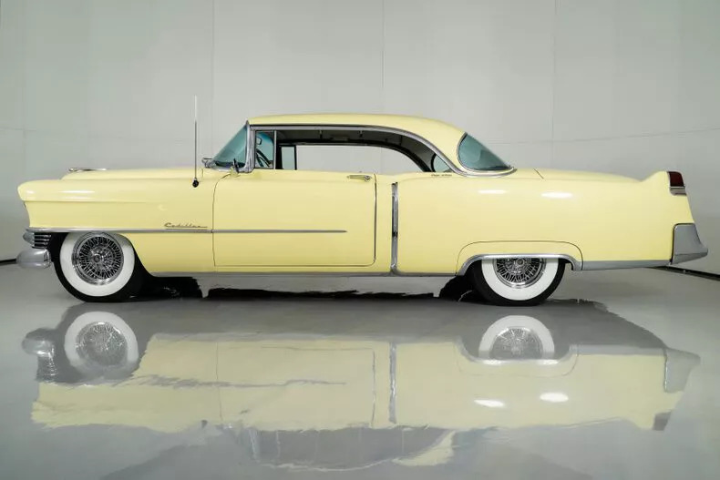 1954 Cadillac Coupe DeVille