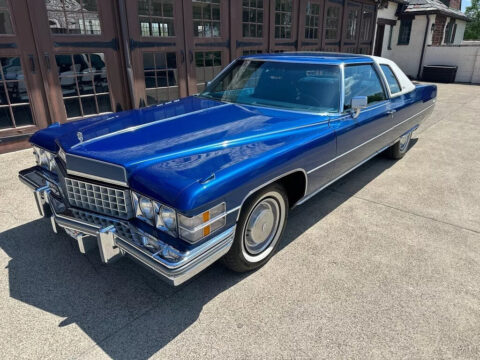 1974 Cadillac Coupe Deville na prodej