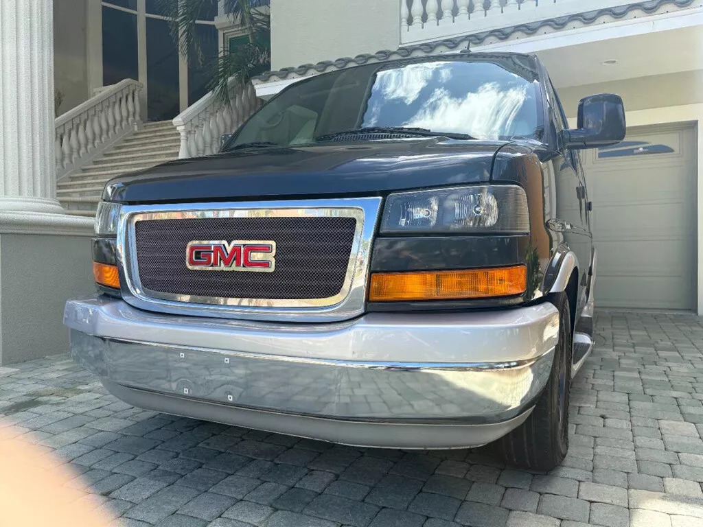 2014 GMC Savana