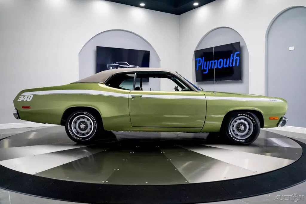 1972 Plymouth Duster