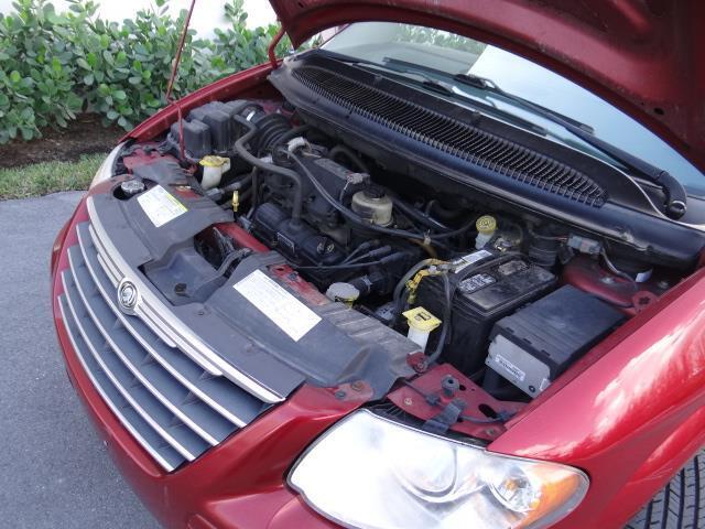 2007 Chrysler Town & Country