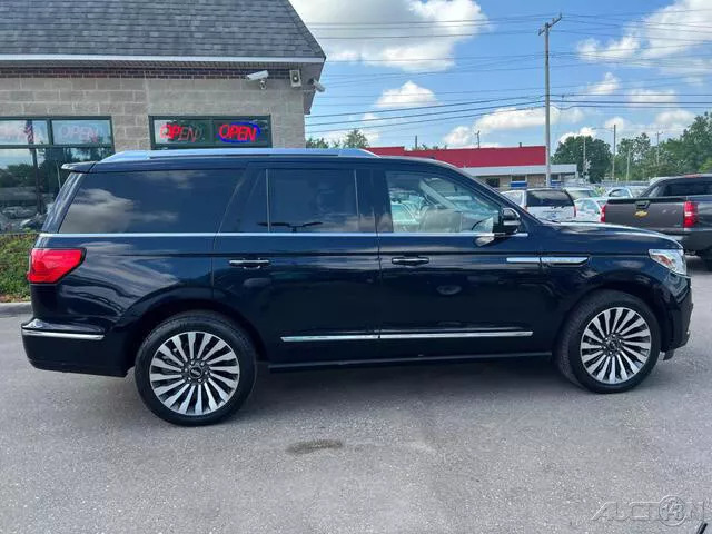 2021 Lincoln Navigator