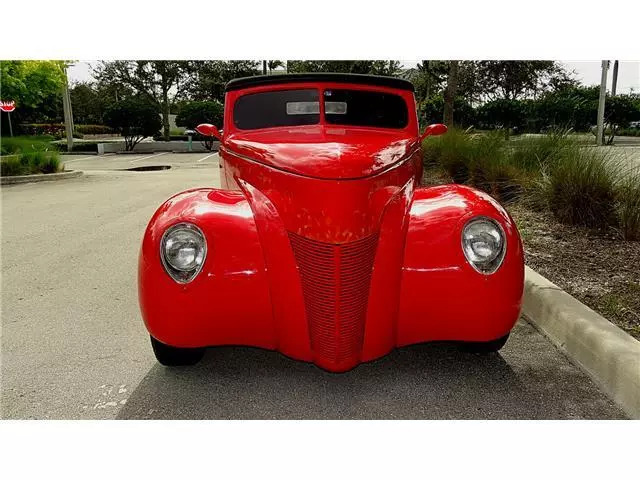 1939 Ford Deluxe