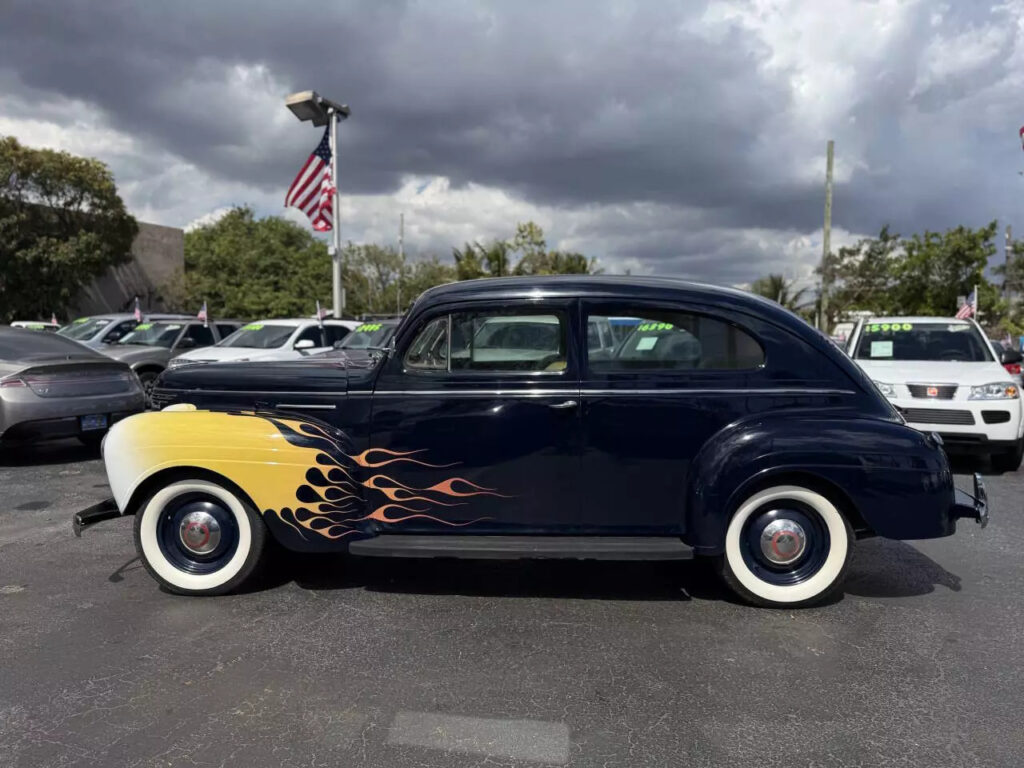 1940 Plymouth Deluxe Special