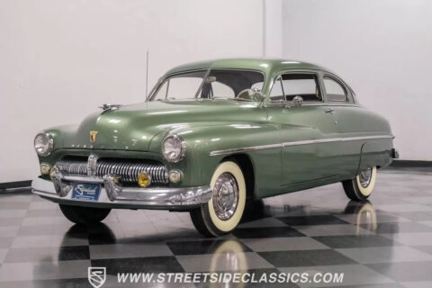 1949 Mercury Eight na prodej