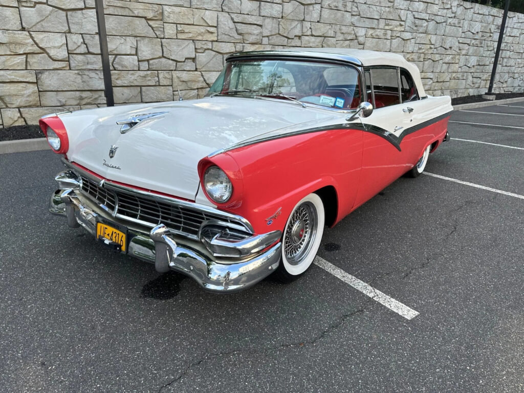 1956 Ford Fairlane
