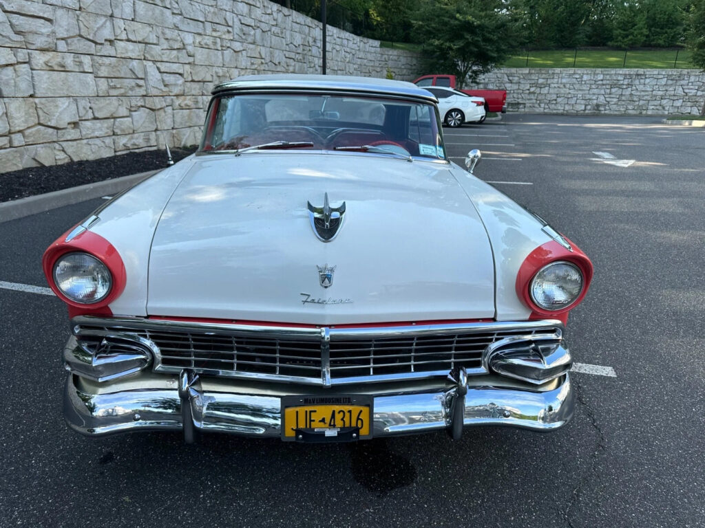1956 Ford Fairlane