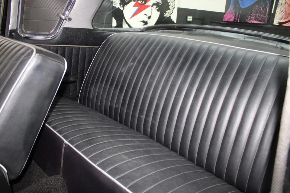 1959 Studebaker Silver Hawk