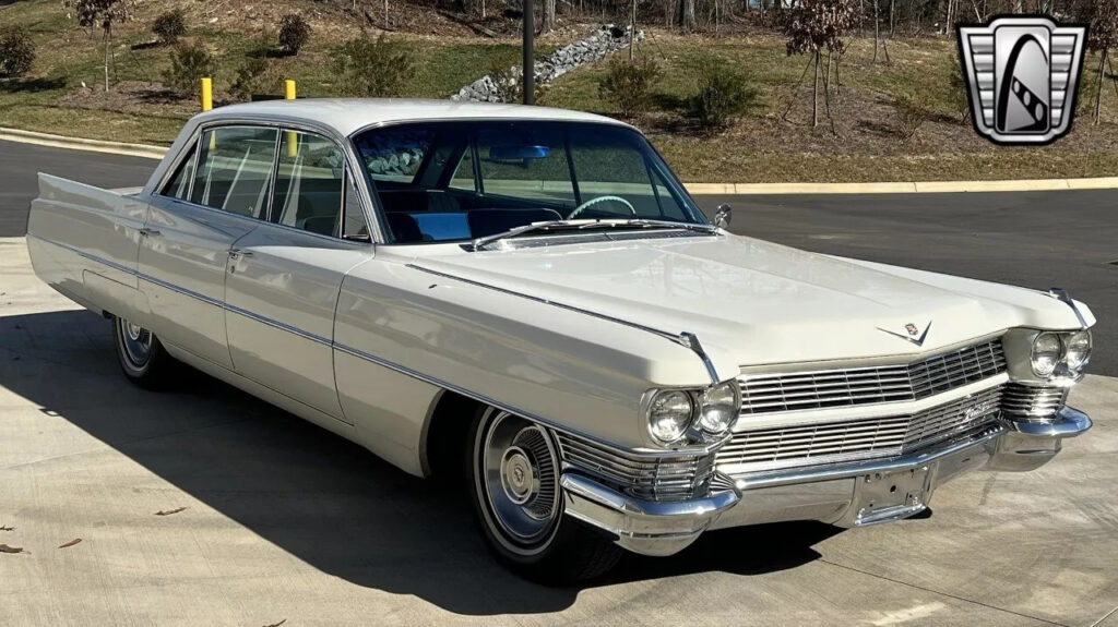 1964 Cadillac Series 62 Sedan