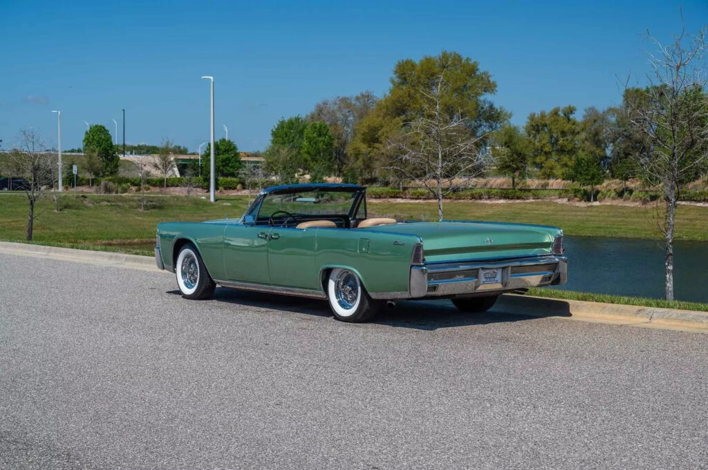 1965 Lincoln Continental Convertible