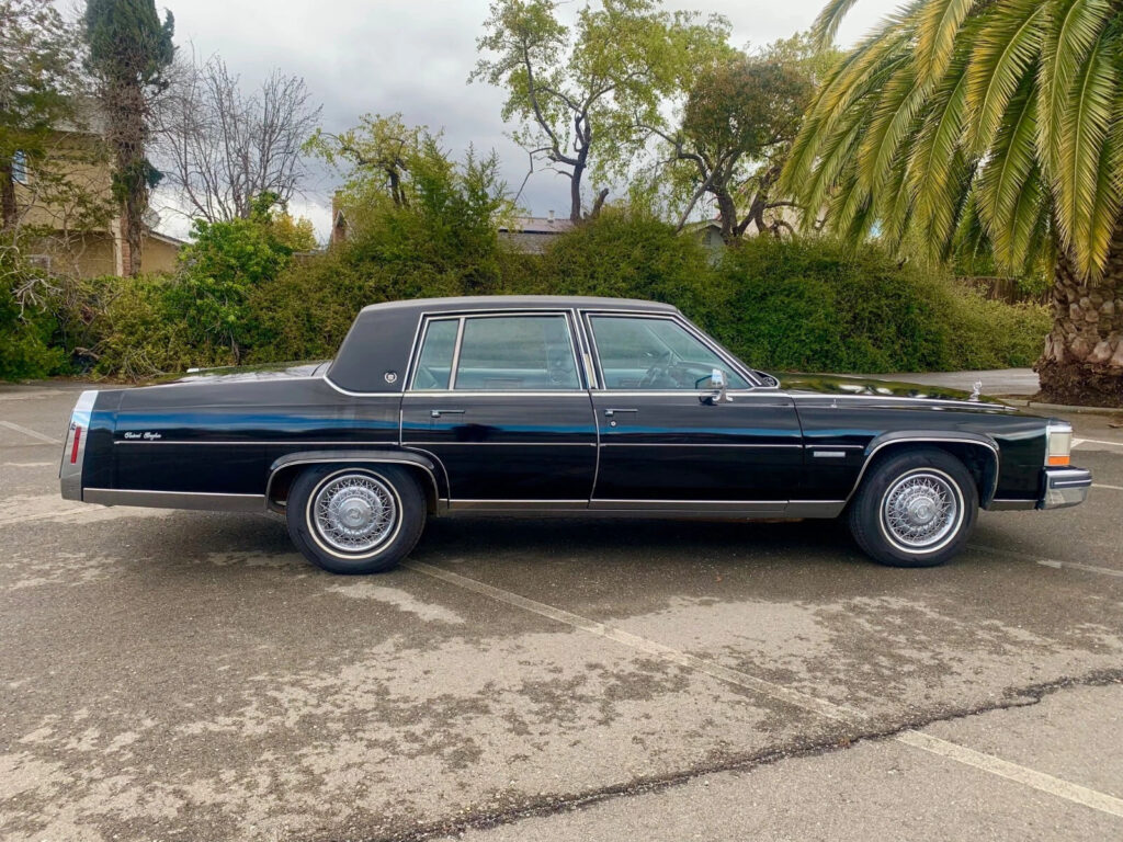 1982 Cadillac Fleetwood