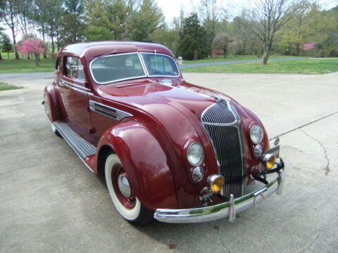 1936 Chrysler Airflow na prodej