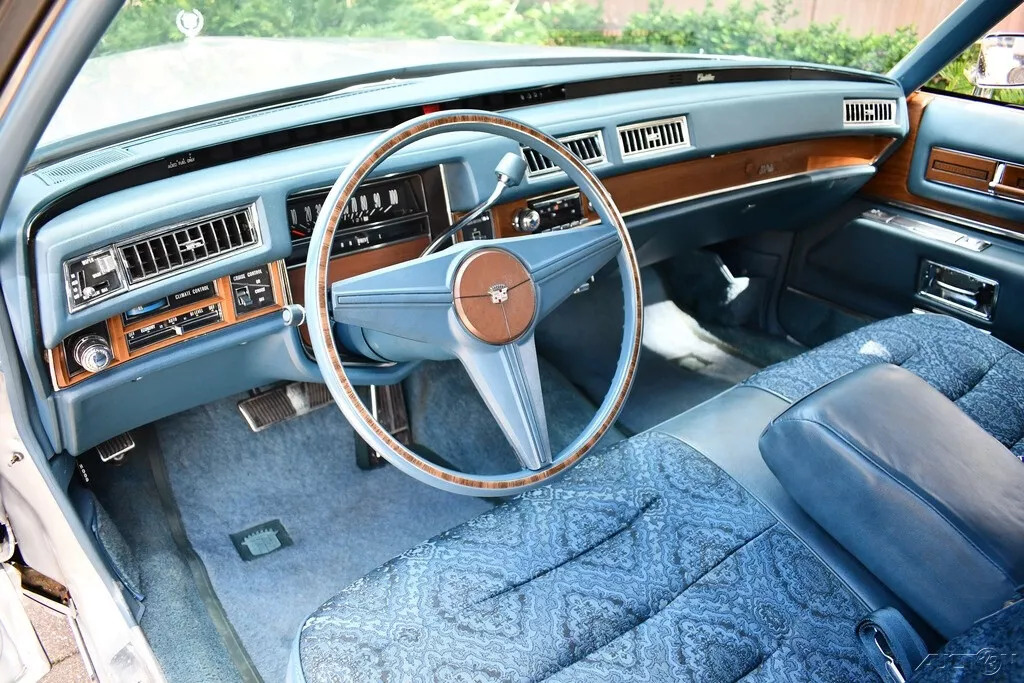1975 Cadillac DeVille
