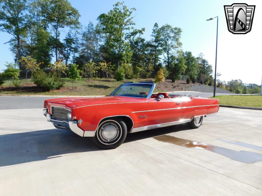 1969 Oldsmobile Ninety-Eight